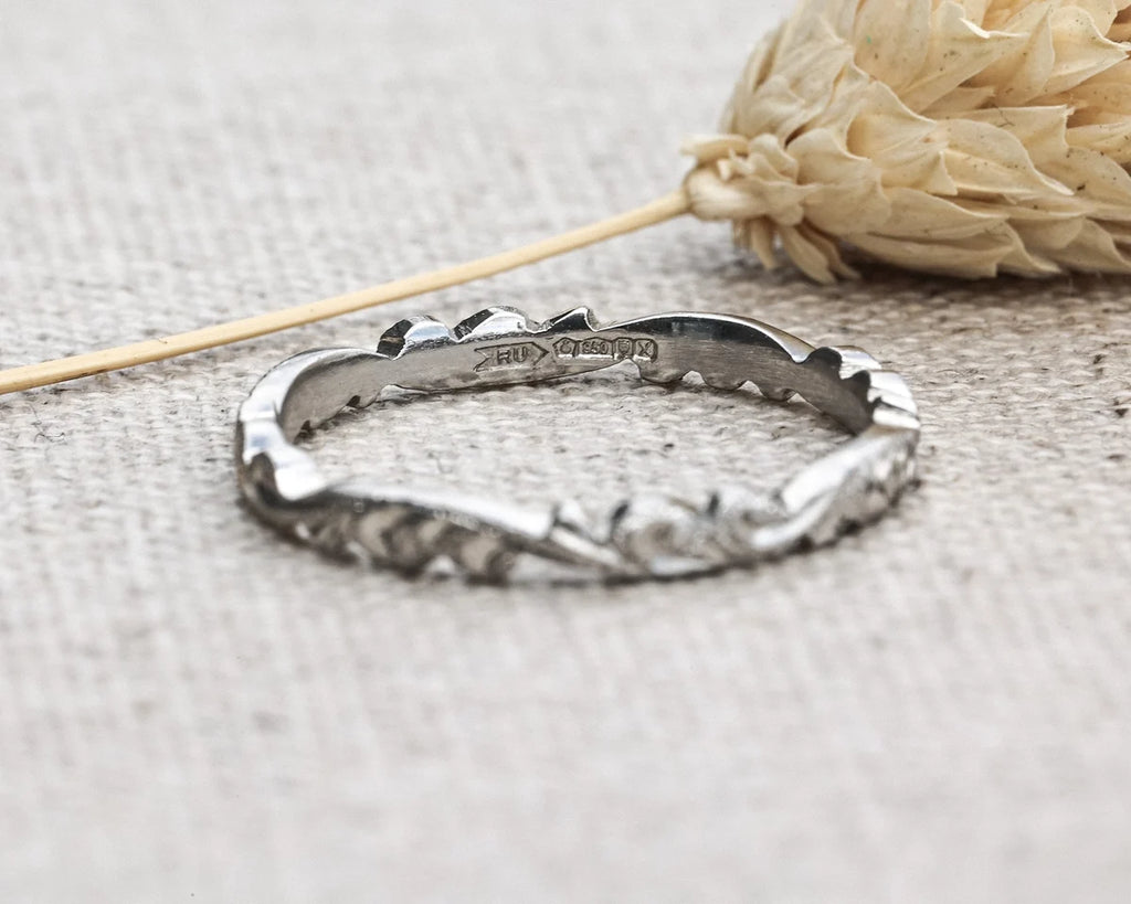 2mm Floral Carved Wedding Ring in Platinum