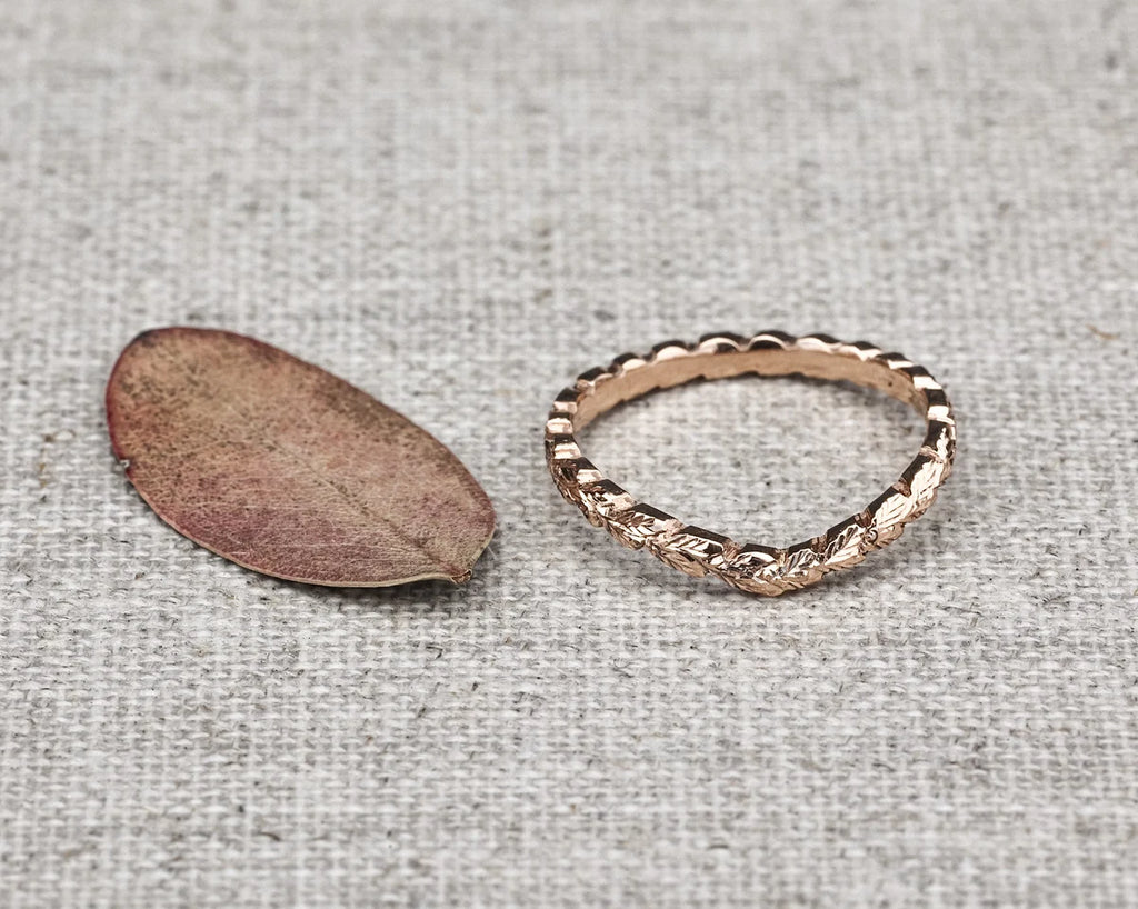 2mm 18ct rose gold wishbone wedding ring laurel leaf carved V shape band