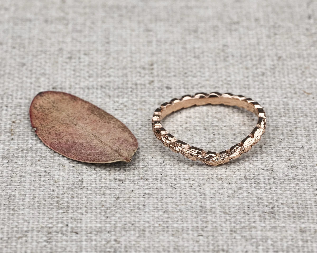 2mm 18ct rose gold wishbone wedding ring laurel leaf carved V shape band