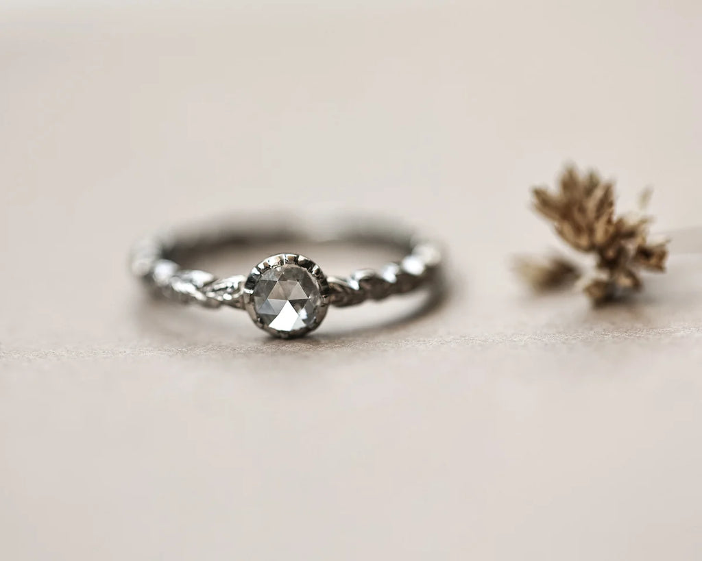 4mm Rose-Cut Diamond Laurel Leaf Ring in Platinum