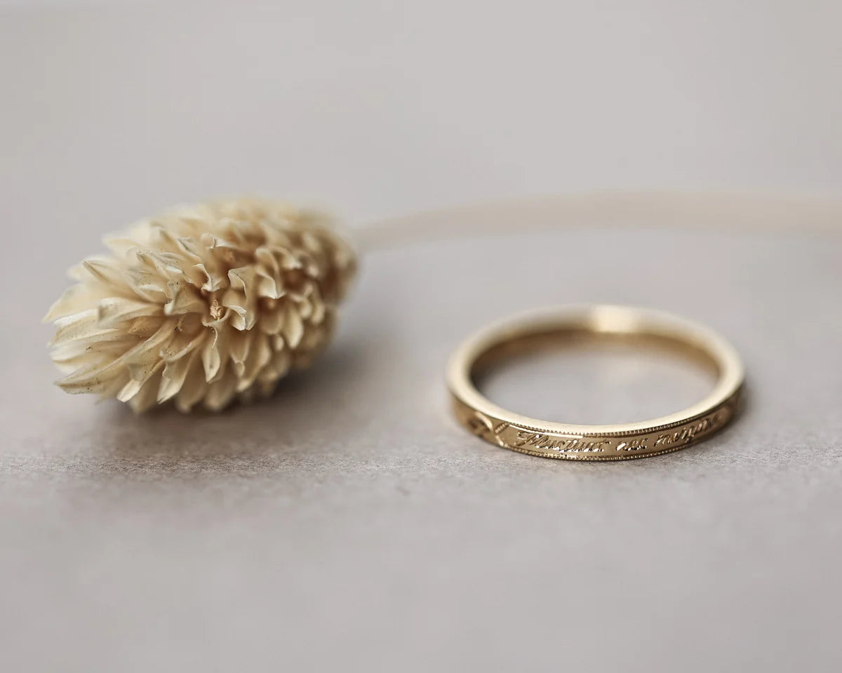 milled edge detail 18ct yellow gold wedding ring 2mm band
