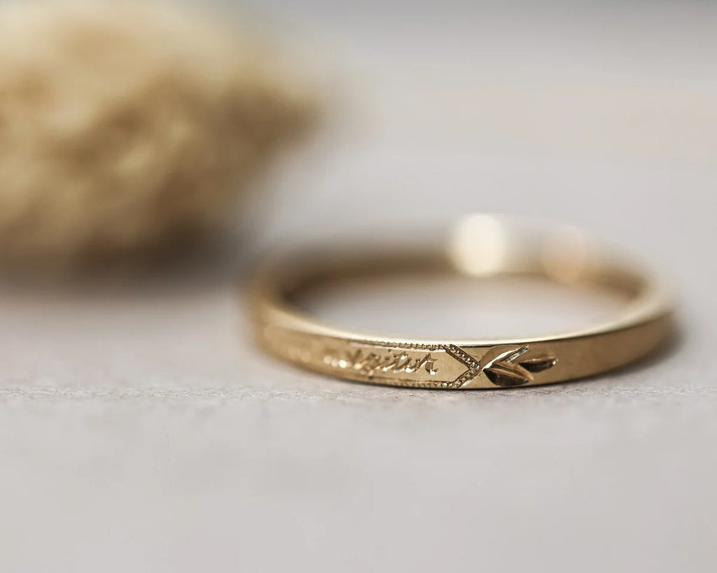2mm flat court band gold engraved ring side view