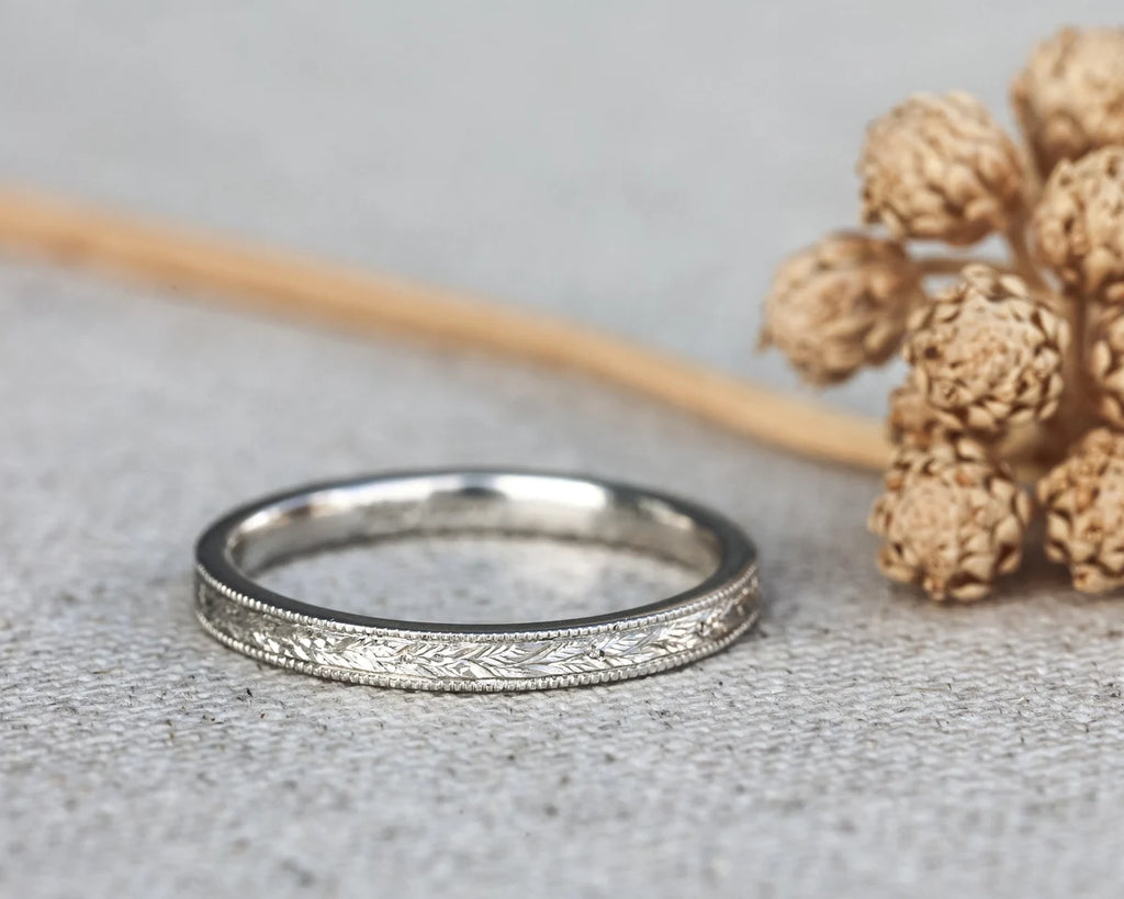 milled edge detail 2mm platinum wedding band close up