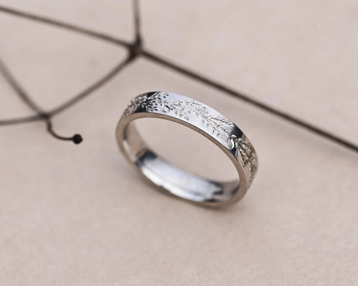 4mm fir engraved flat court wedding ring in platinum