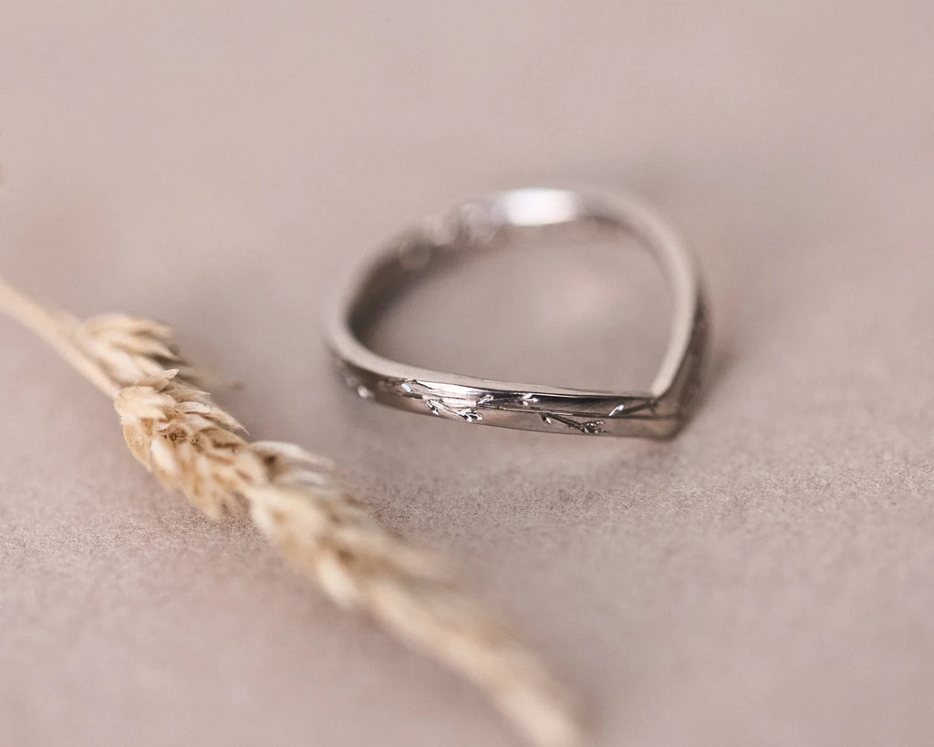 2mm pressed flower wishbone ring in 18ct white gold