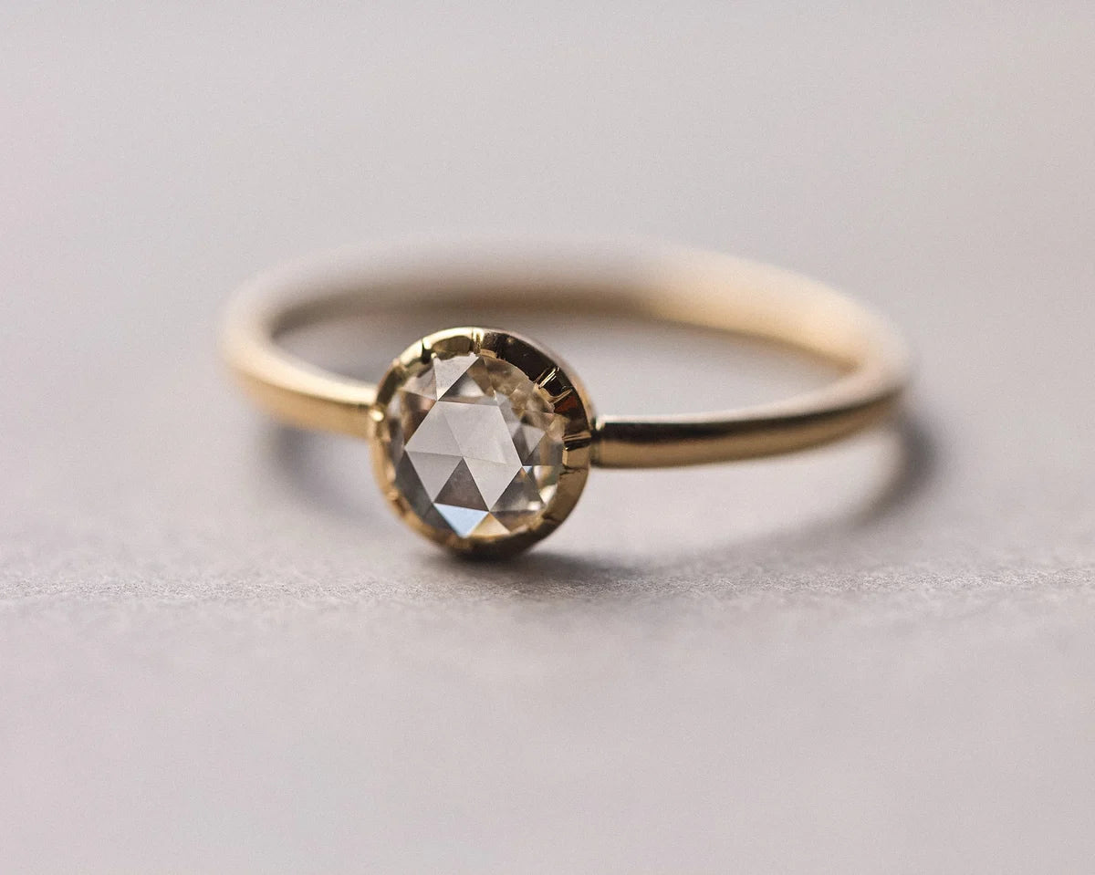 Handmade 18ct yellow gold ring with 5mm rose-cut white diamond
