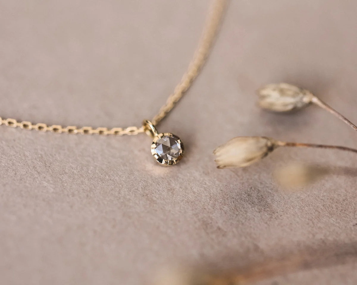 3mm rose cut diamond pendant detail gold necklace