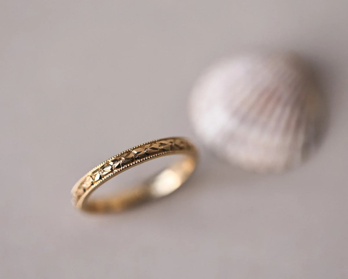 orange blossom engraved wedding ring 18ct gold 2.5mm milled edge handmade London