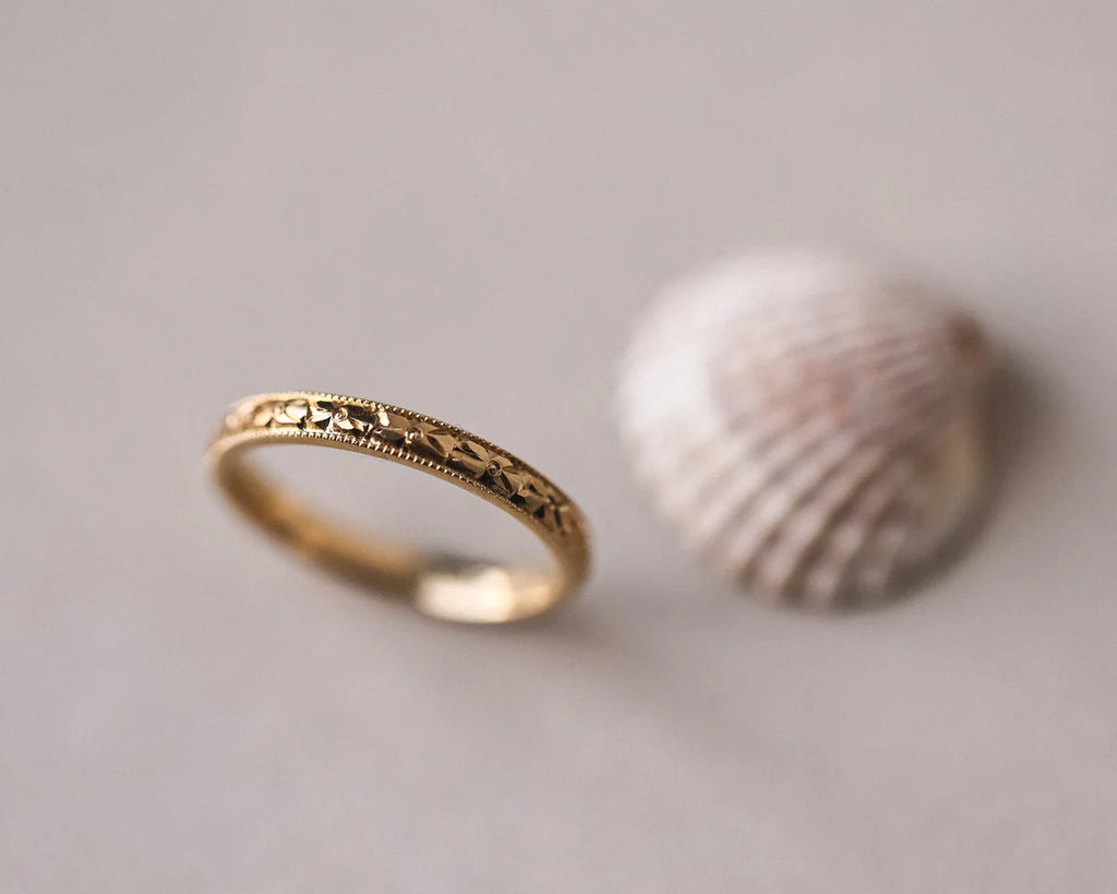 2.5mm Orange Blossom Engraved Wedding Ring in 18ct Yellow Gold
