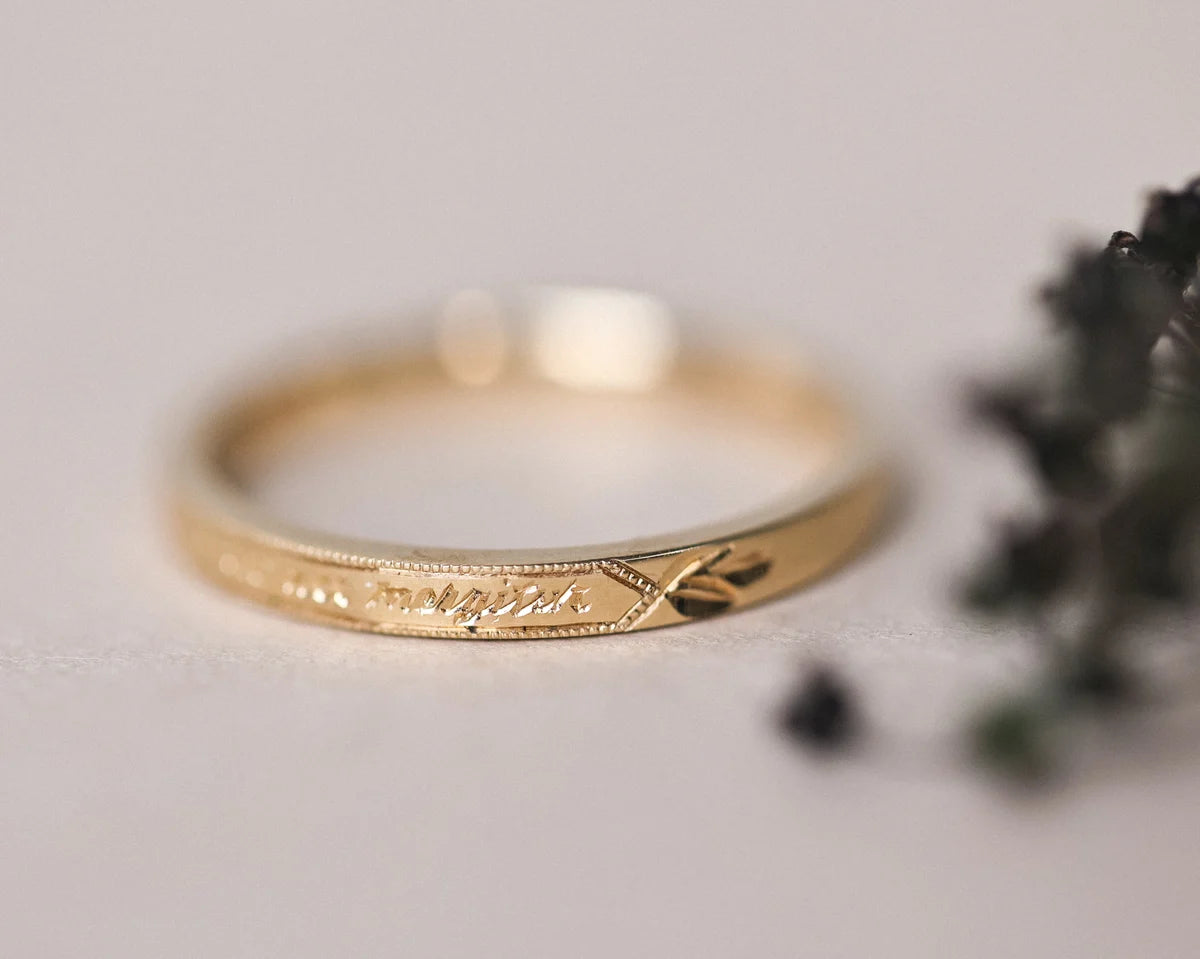 engraved flower gold wedding ring