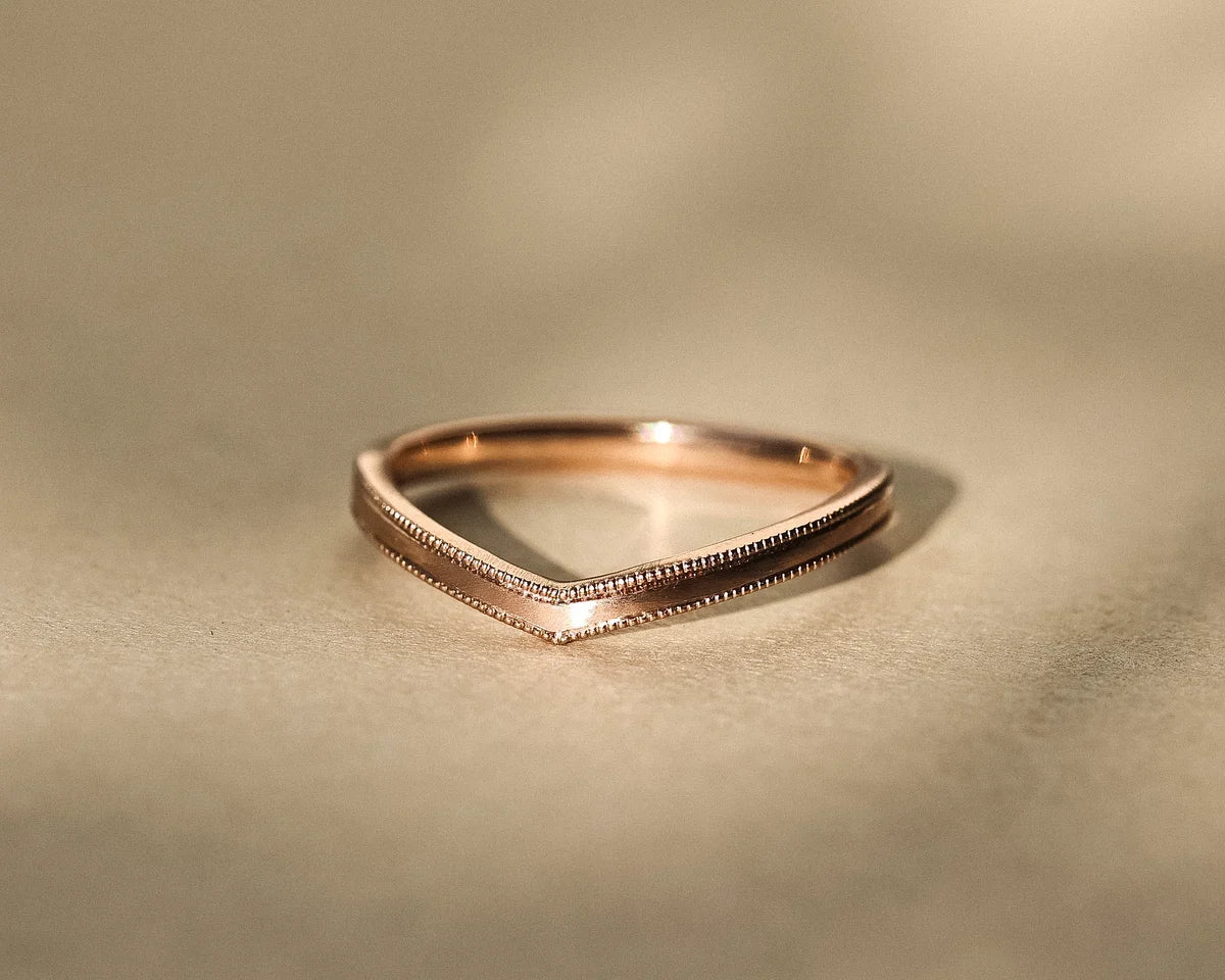 2mm milled edge wishbone wedding ring in 18ct rose gold