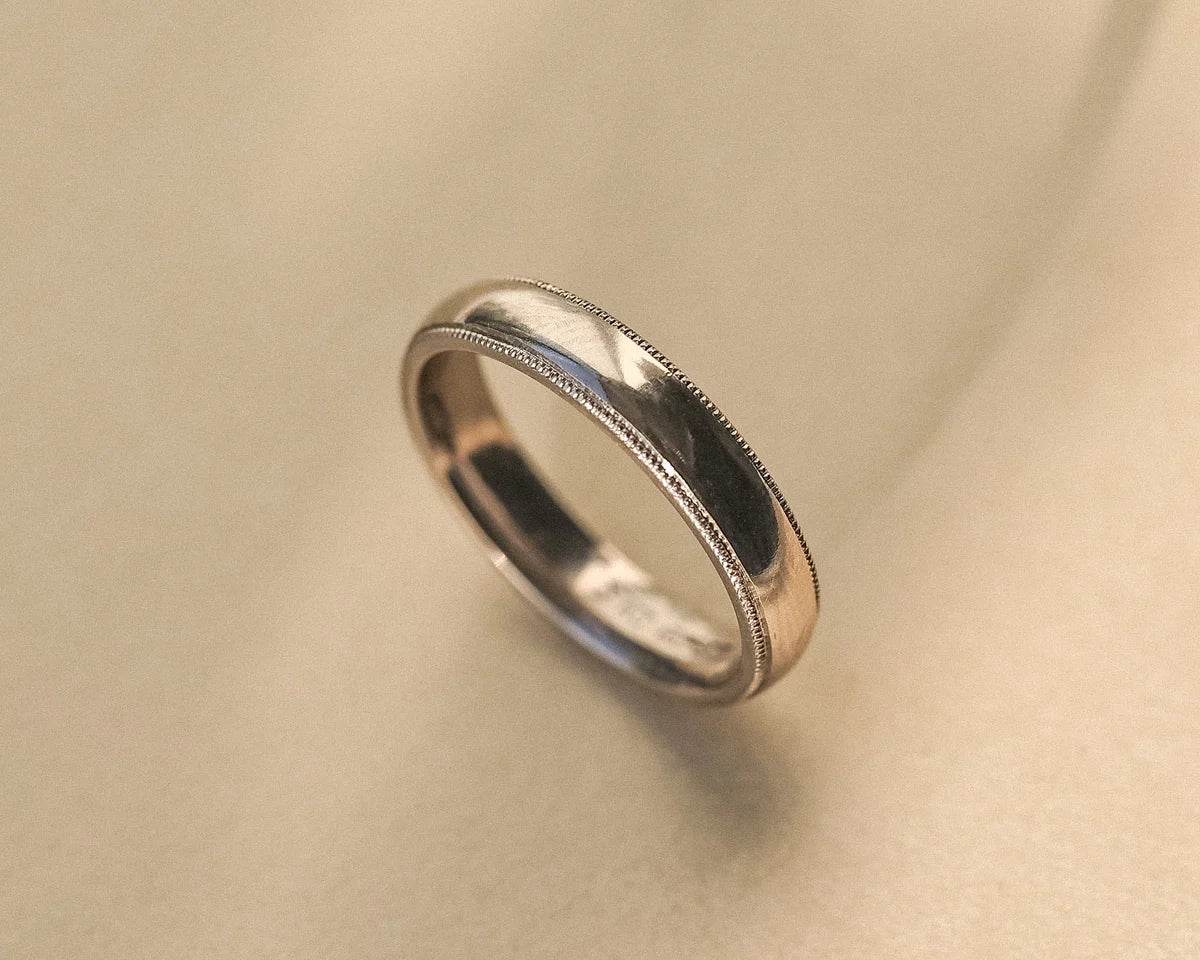 4mm milled edge court wedding ring in 18ct white gold