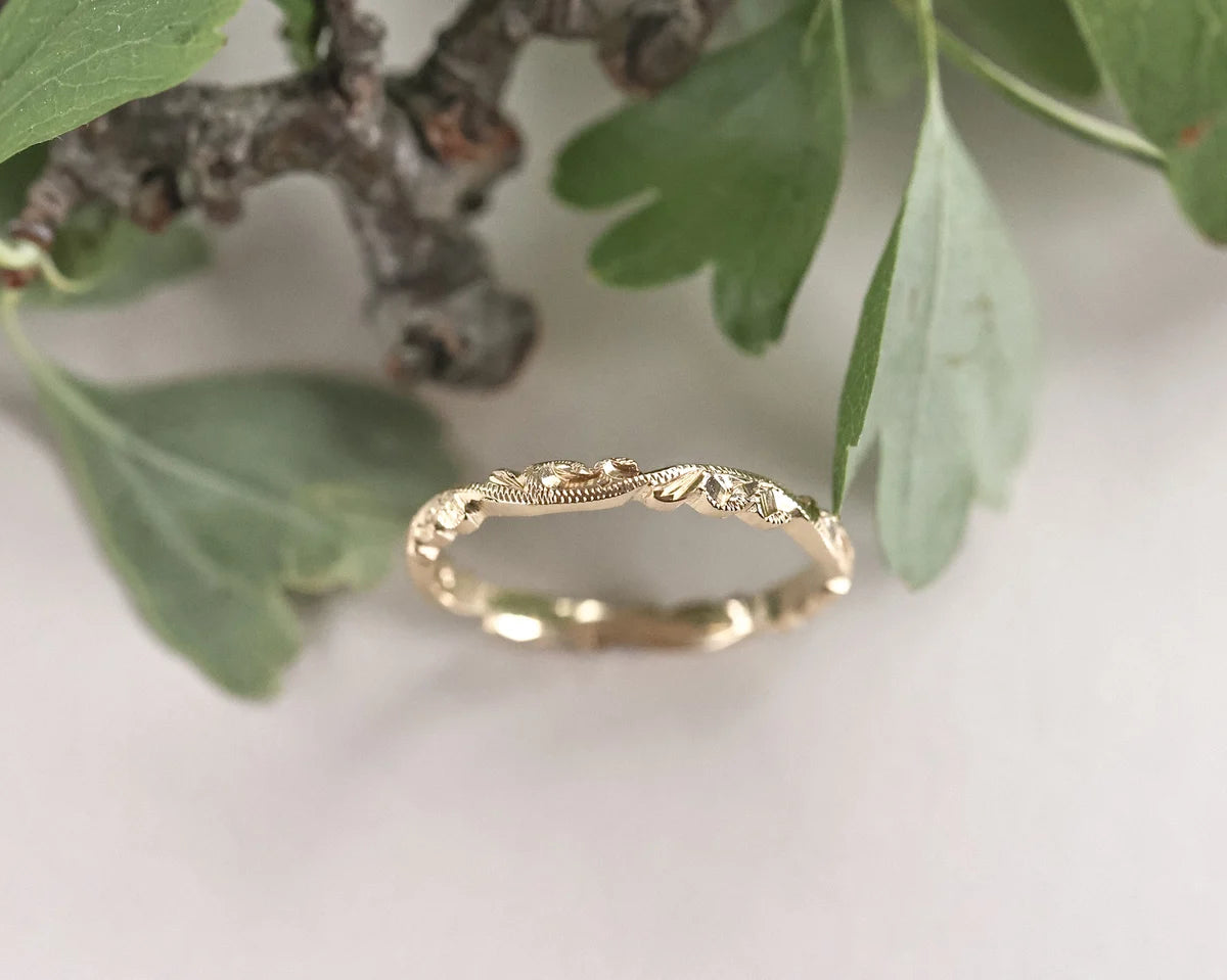 engraved floral pattern detail gold band ring