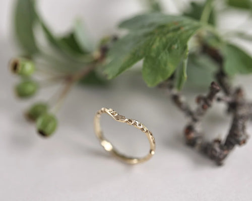 floral carved wishbone wedding ring 18ct gold 2mm handmade London