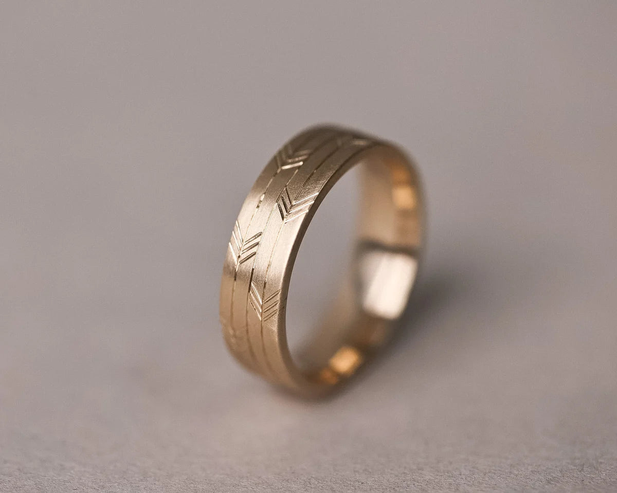 wide gold wedding band 6mm double arrow pattern engraved ring