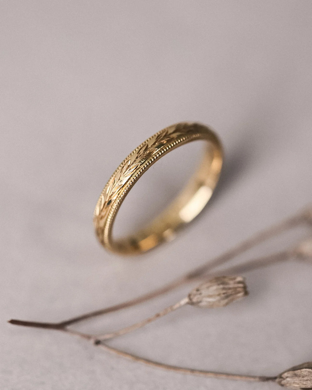 milled edge detail gold wedding ring 3mm band