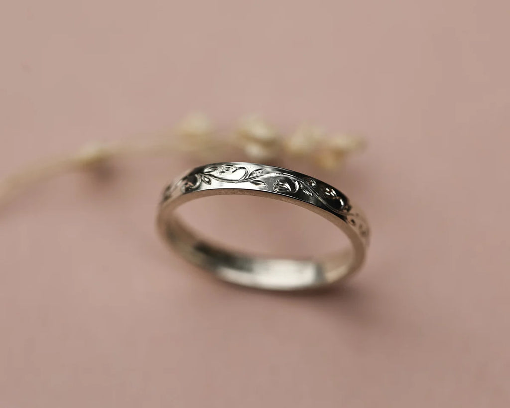 3mm snowdrop engraved flat court wedding ring in platinum