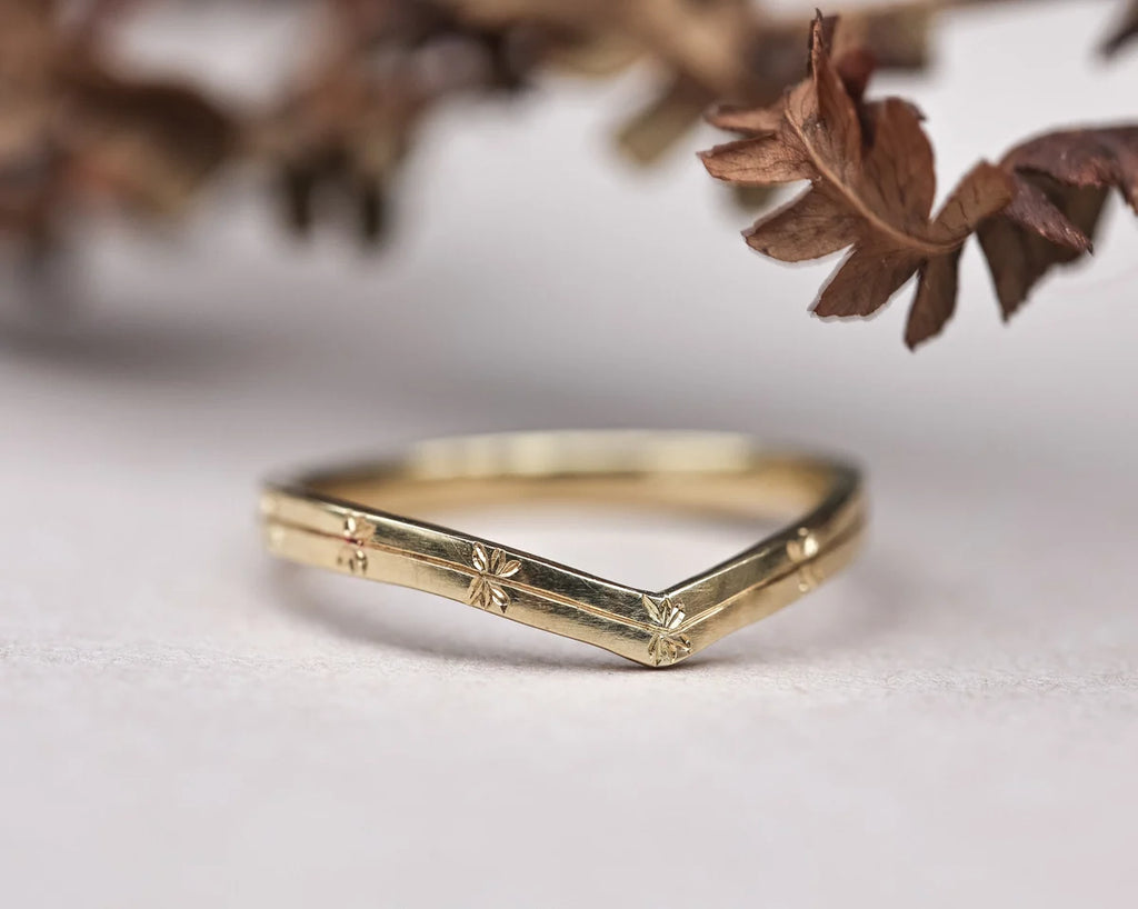 2mm Cleavers Engraved Wishbone Wedding Ring in 18ct Yellow Gold