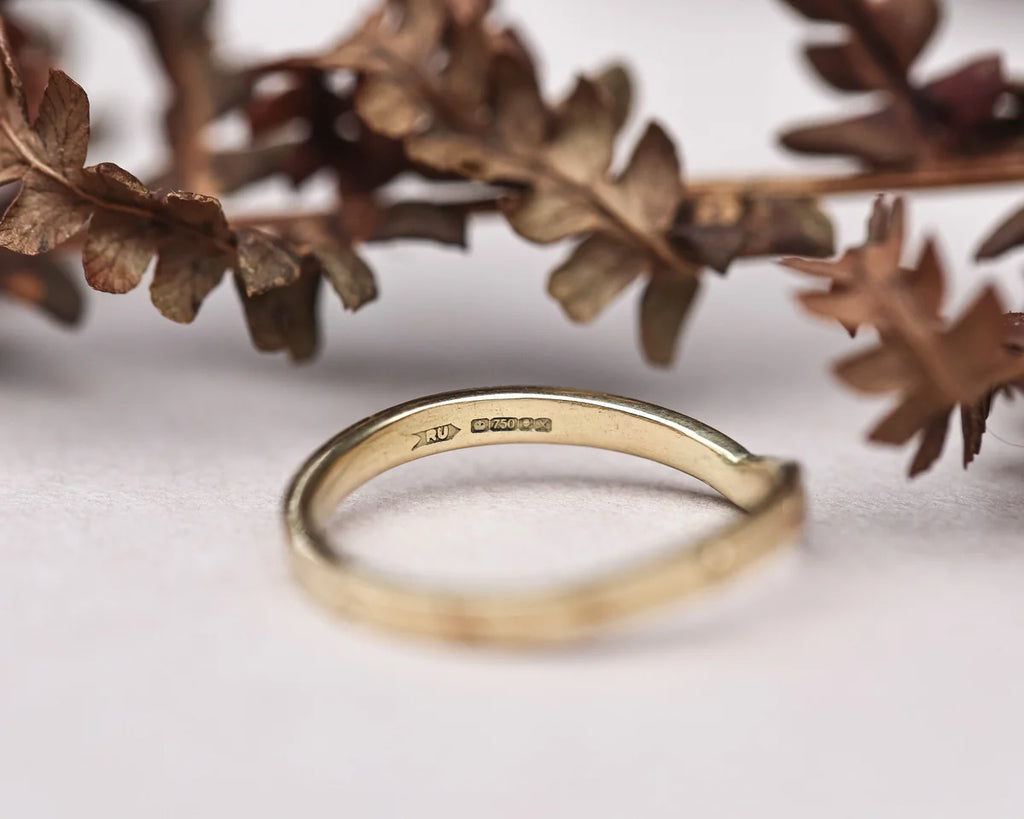 2mm Cleavers Engraved Wishbone Wedding Ring in 18ct Yellow Gold