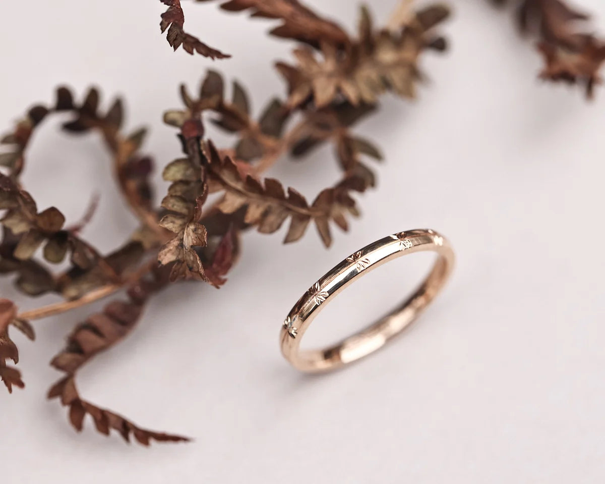 2mm cleavers engraved wedding ring 18ct rose gold handmade London