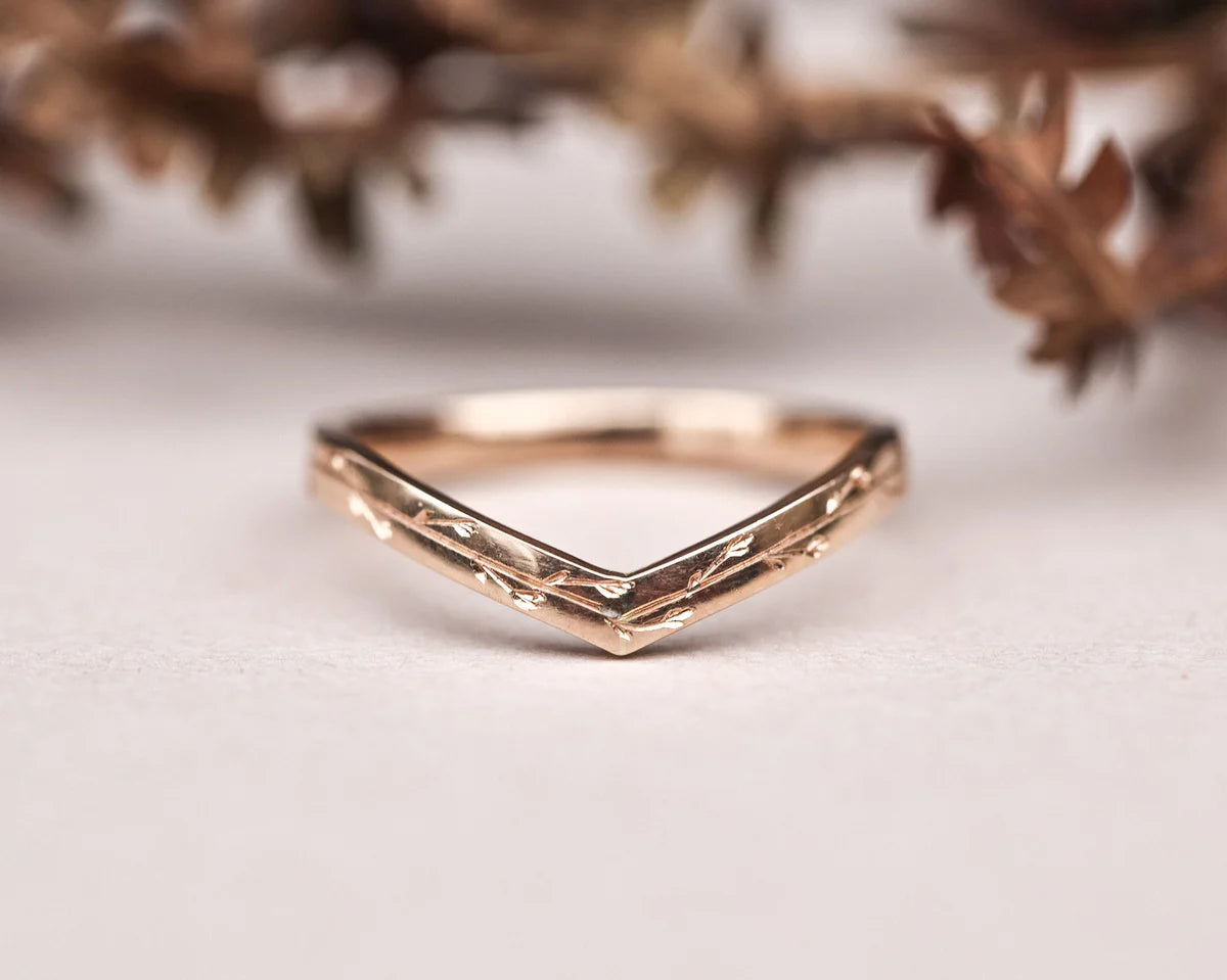 2mm Pressed Flower Engraved Wishbone Wedding Ring in 18ct Rose Gold