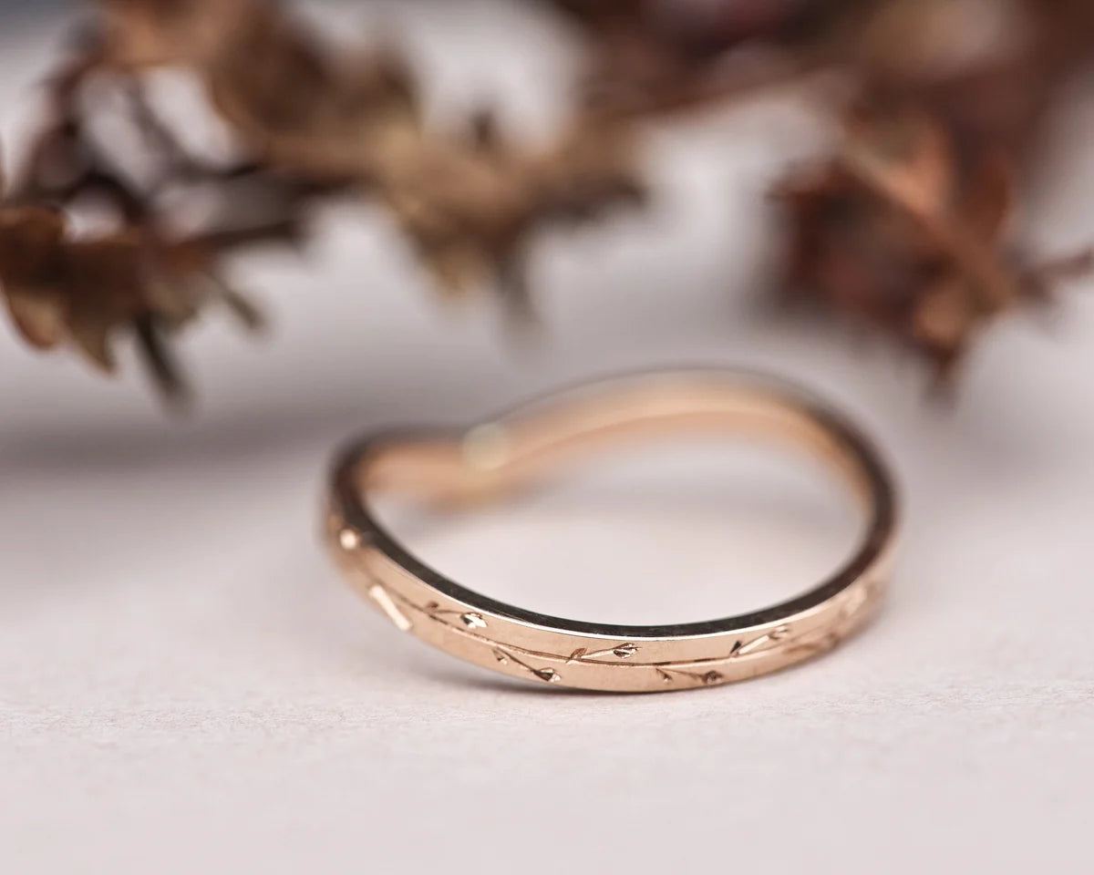 2mm Pressed Flower Engraved Wishbone Wedding Ring in 18ct Rose Gold