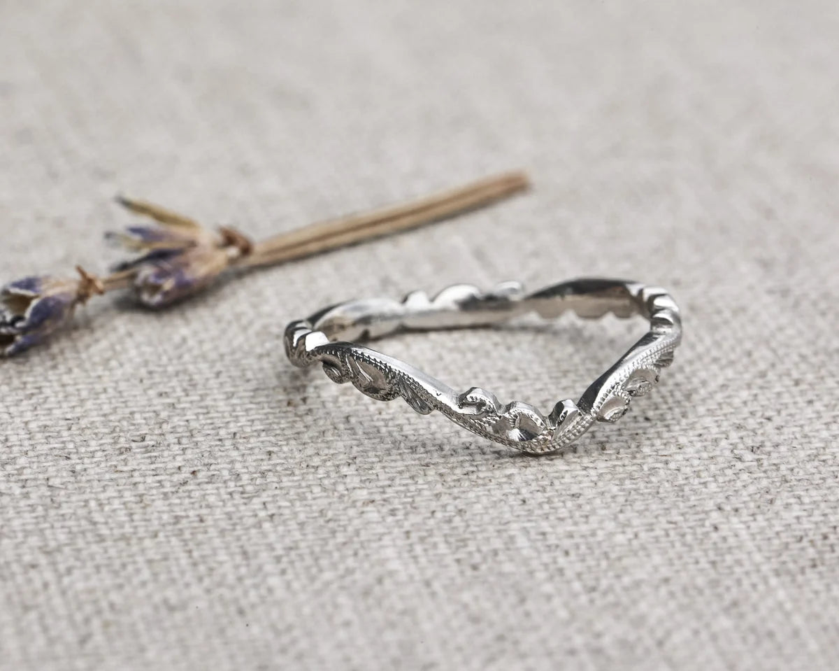 platinum engraved wishbone V shape wedding ring