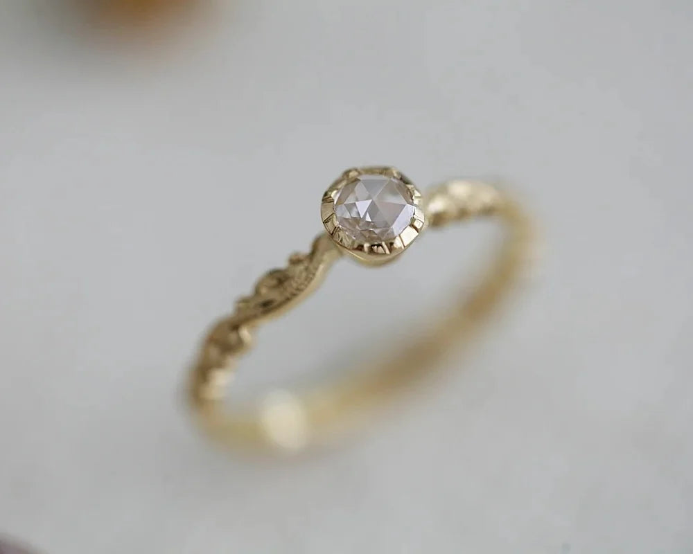 4mm rose cut diamond detail 18ct gold ring